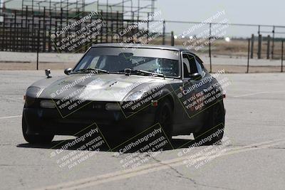media/May-18-2022-Open Track Racing (Wed) [[f96b7d3cf4]]/Around the Pits/